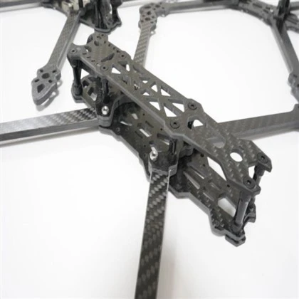 Fibra tal-Karbonju 7-pulzier FPV Main Frame